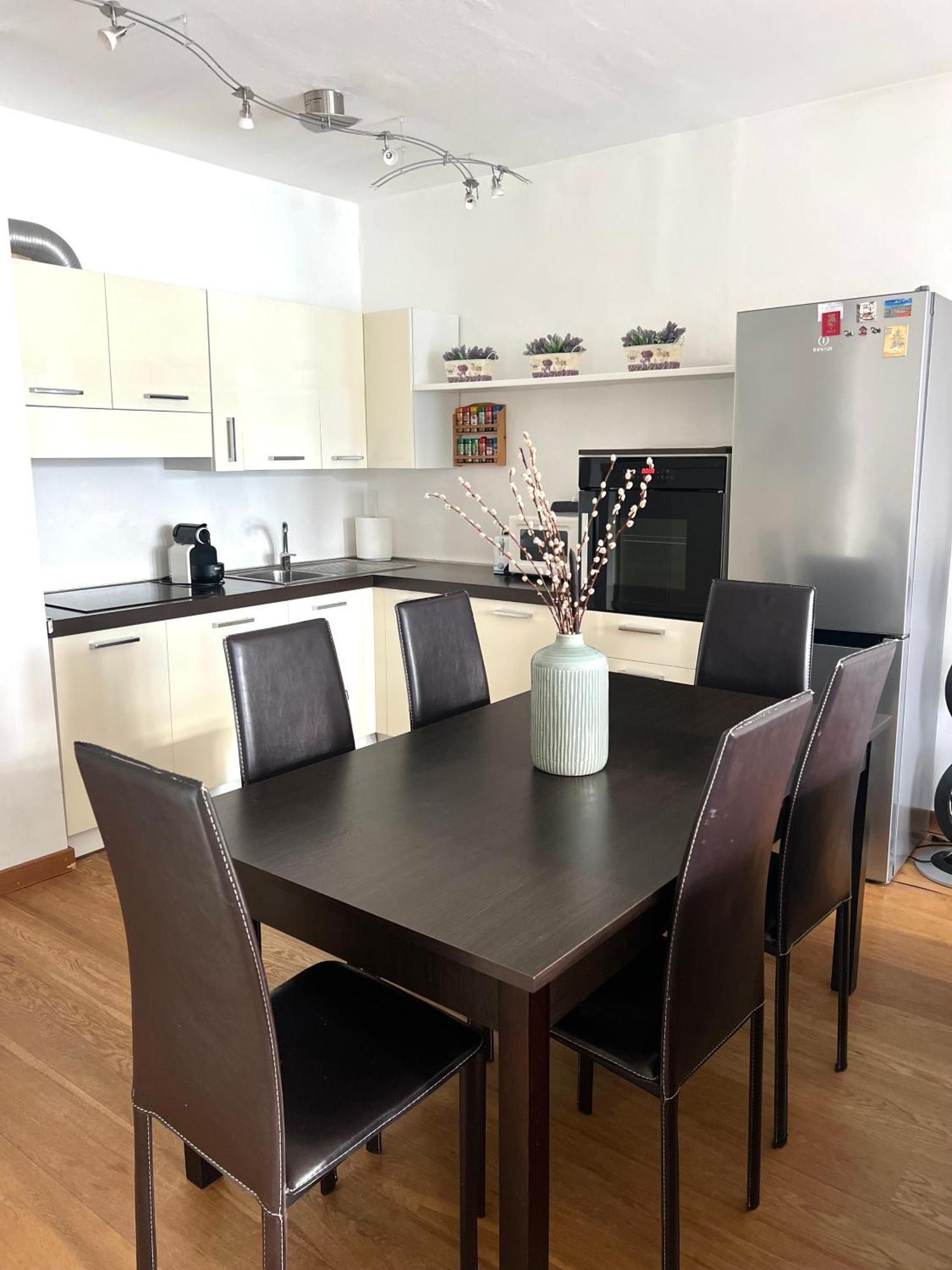 Apartmán Elizaveta Oggebio Exteriér fotografie